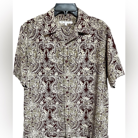 Other - Men’s 100% Silk Perry Ellis Short Sleeve Button Down Shirt Medium